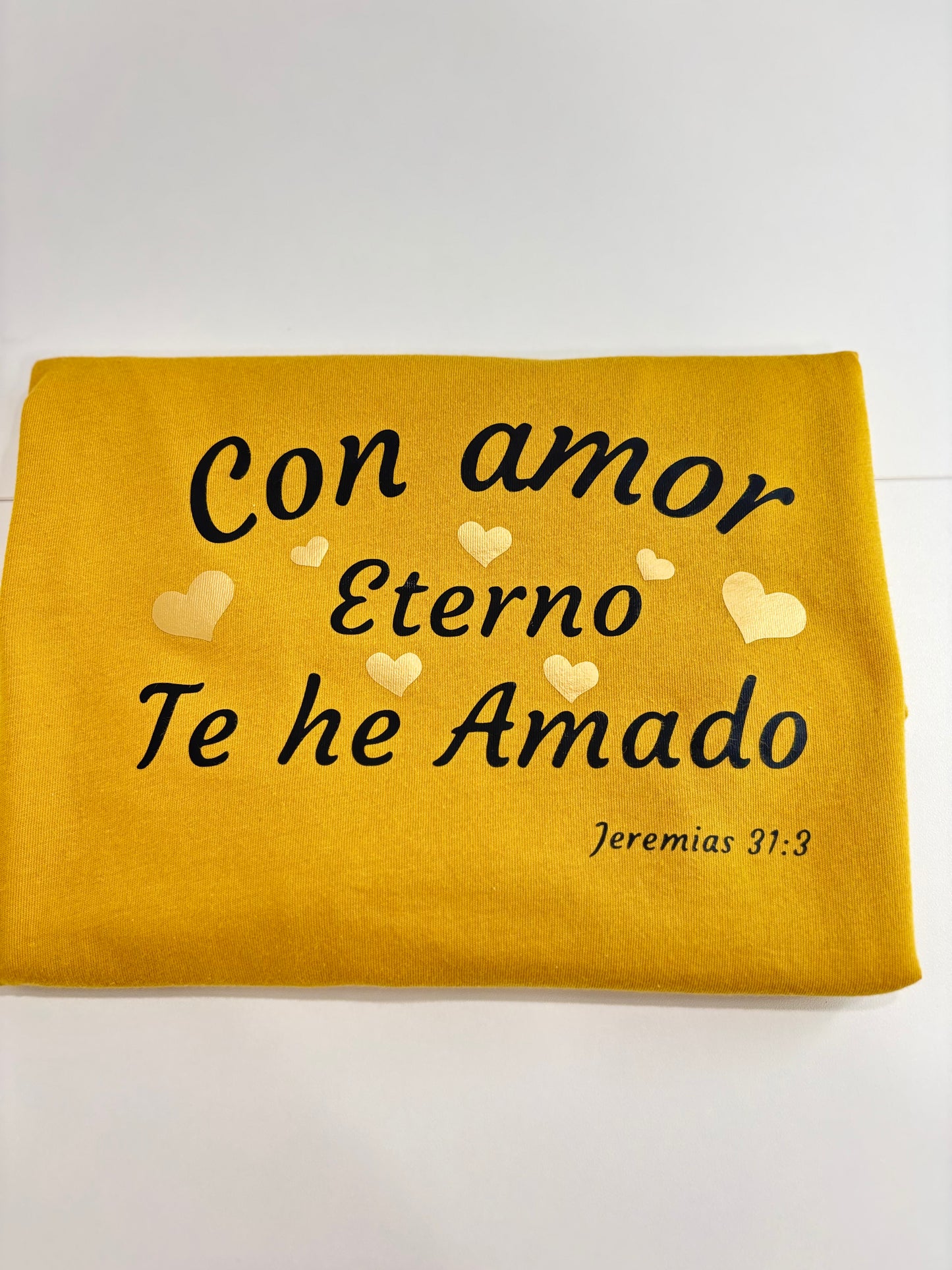 Camisa, con amor eterno te he amado (Jeremías 31:3)